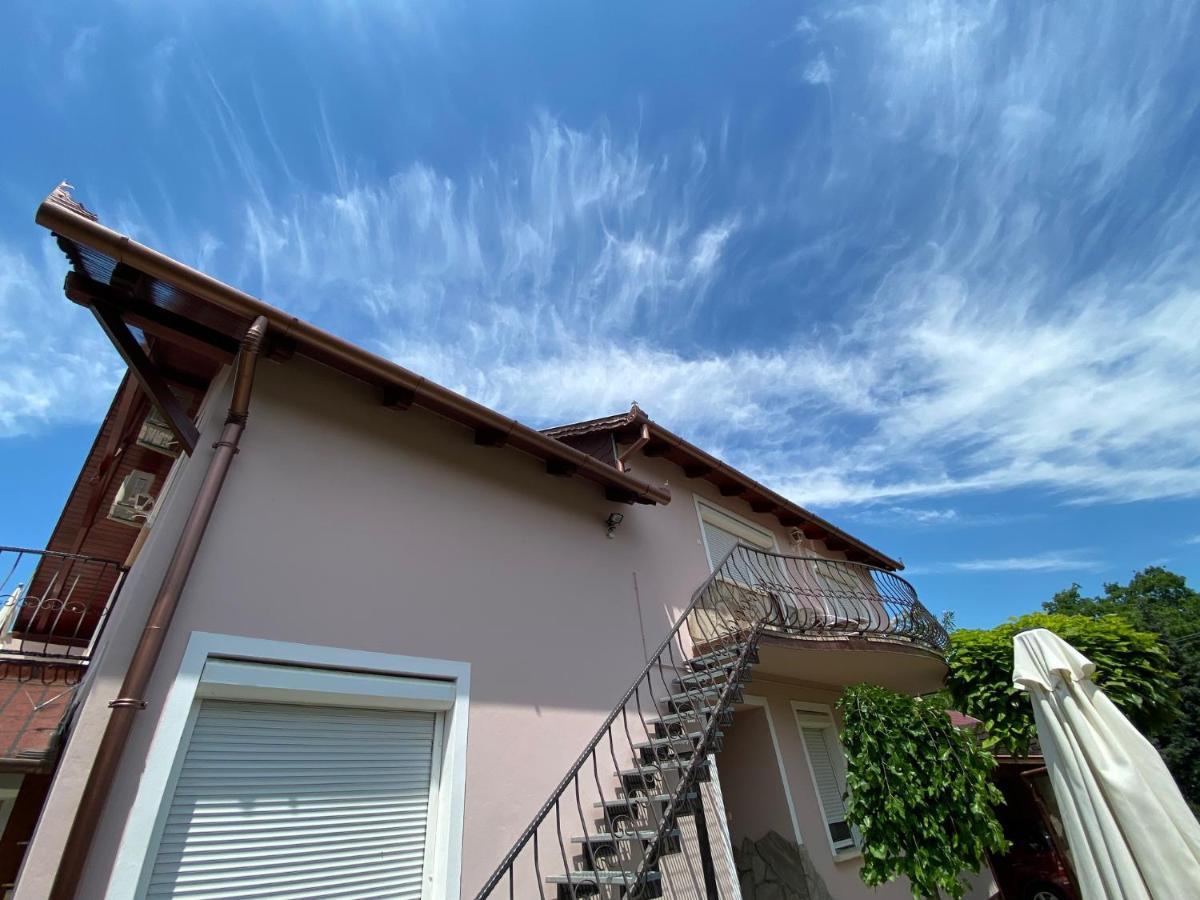 Do-Ti Apartmanhaz Balatonlelle Εξωτερικό φωτογραφία