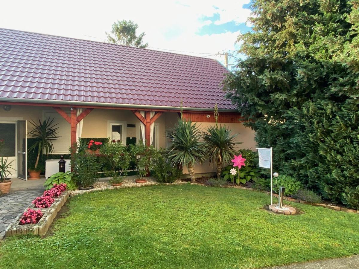 Do-Ti Apartmanhaz Balatonlelle Εξωτερικό φωτογραφία